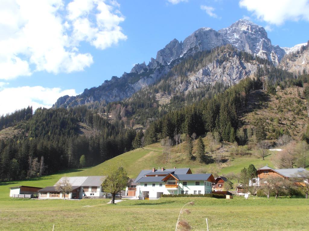 Huberbauer Villa Johnsbach ภายนอก รูปภาพ